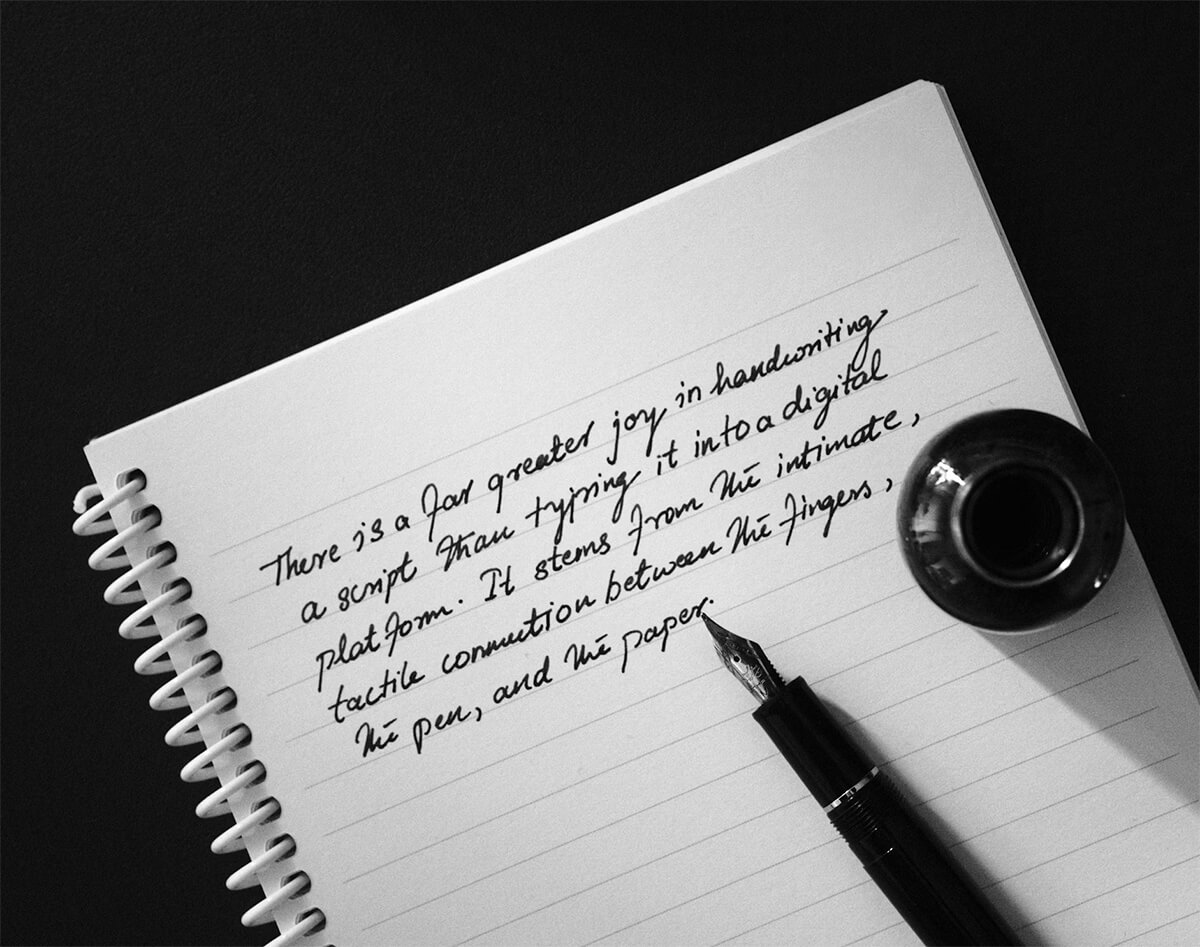 rukou písaný text plniacim perom