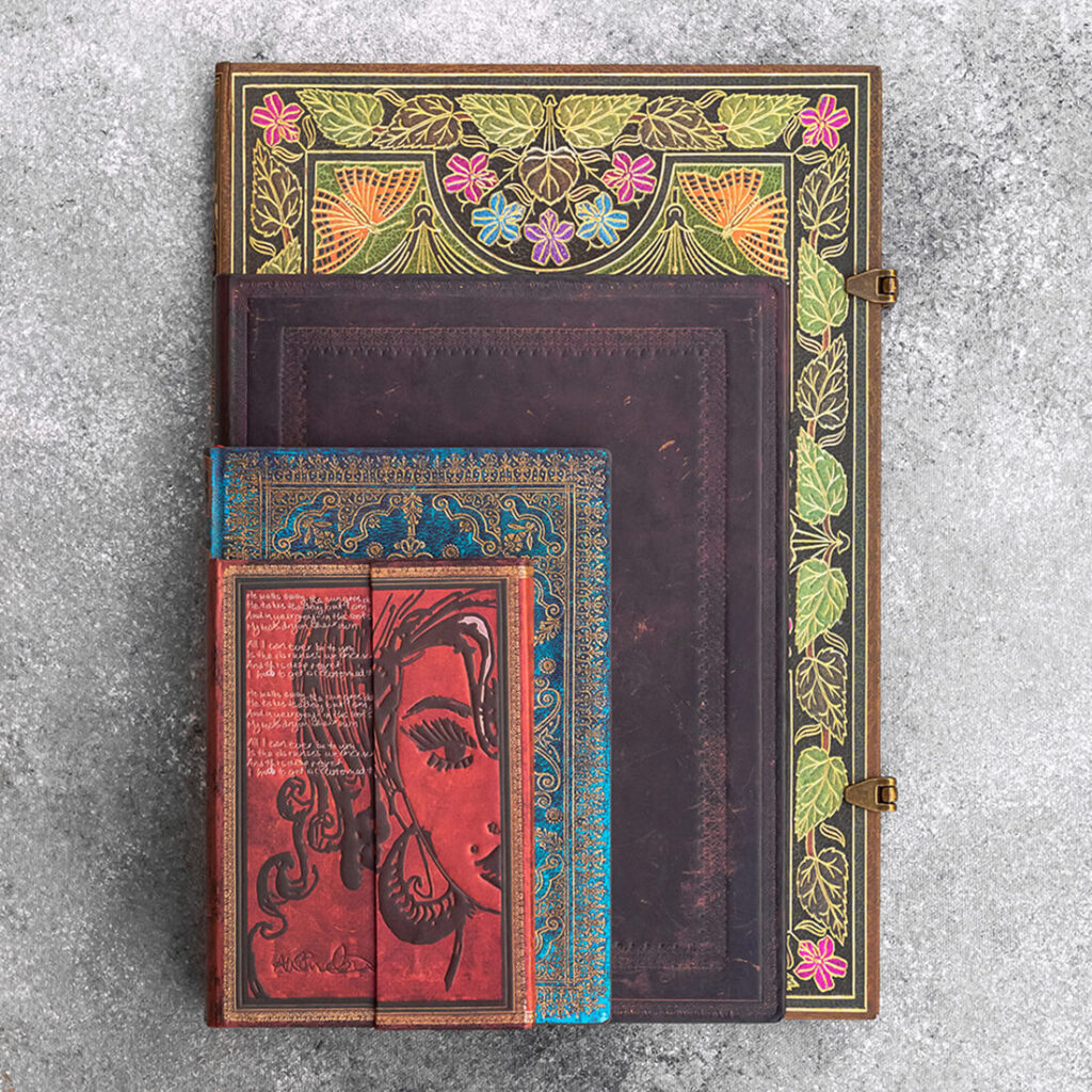 rôzne veľkosti zápisníkov Paperblanks A6 A5 A4